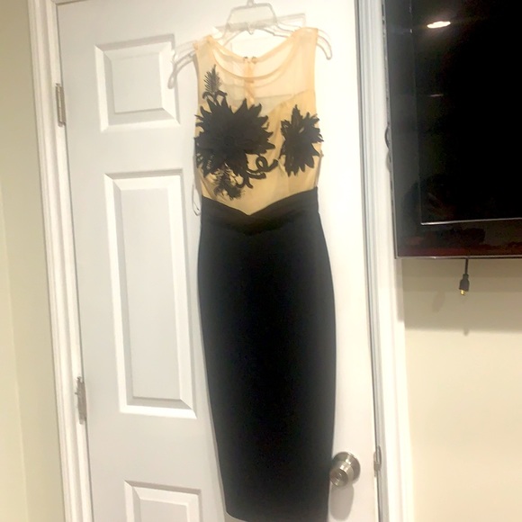 Dress - Picture 3 of 6